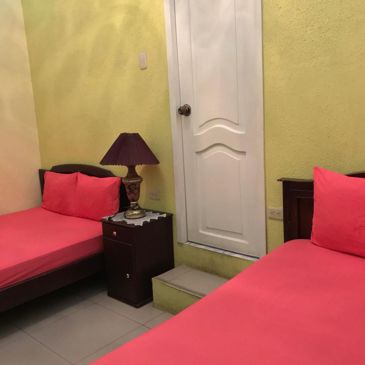 Hostal Puerto Azul Manta Luaran gambar