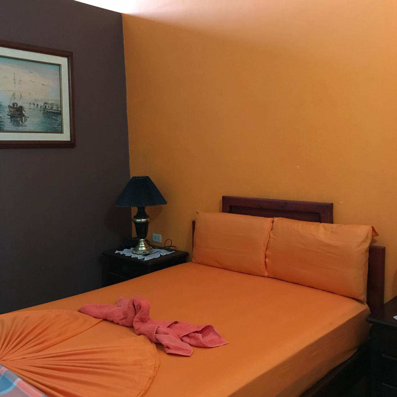Hostal Puerto Azul Manta Luaran gambar