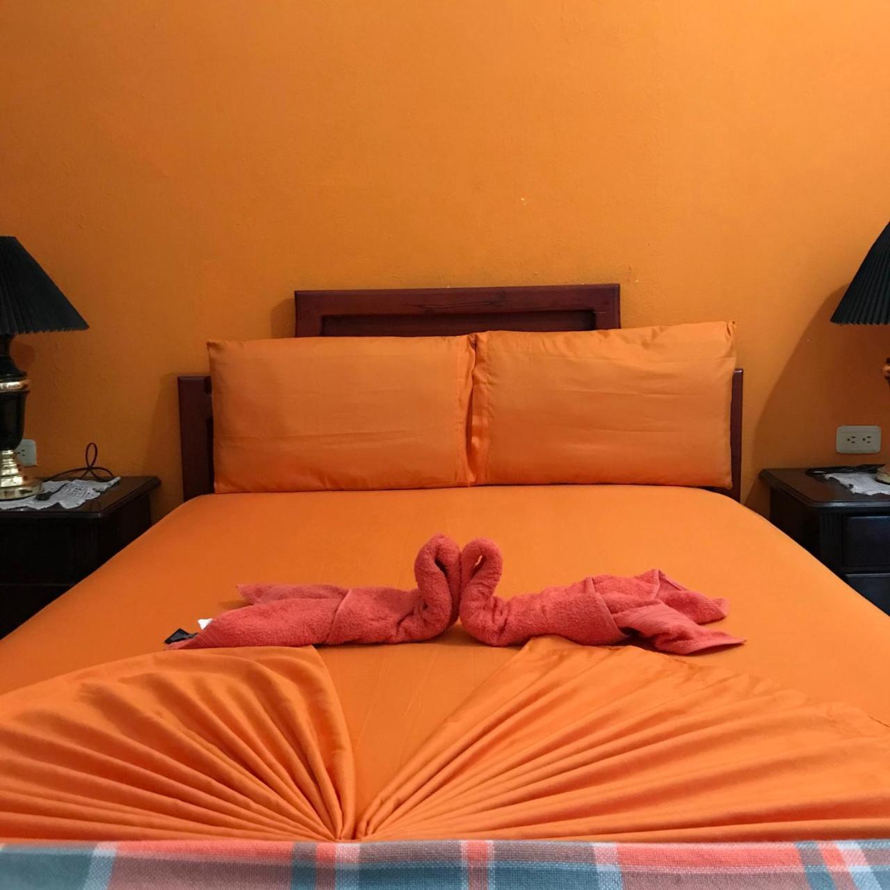 Hostal Puerto Azul Manta Luaran gambar